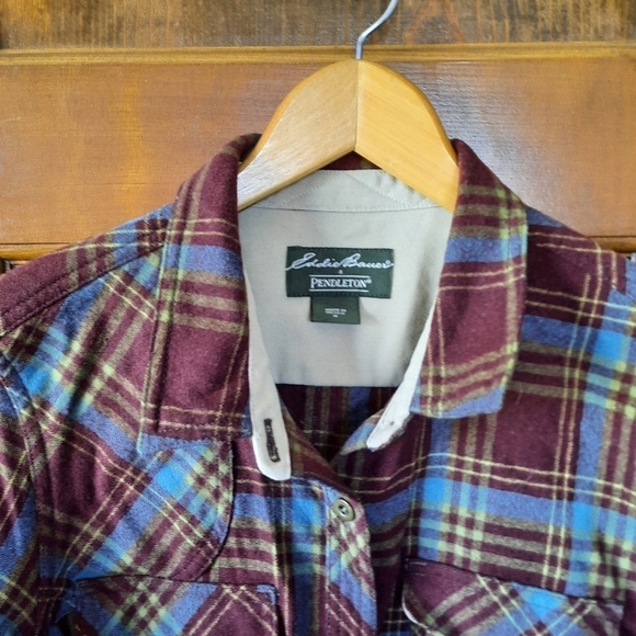 Eddie Bauer & Pendleton 100% wool burgundy plaid button down shirt - Picture 4 of 11